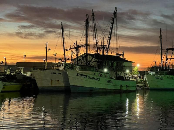 Dont let the old man in – keihth thorn – author (2)